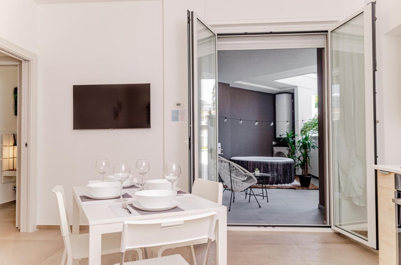Apulialux Design Apartment - Relax, Spa E Free Parking Bari Zewnętrze zdjęcie